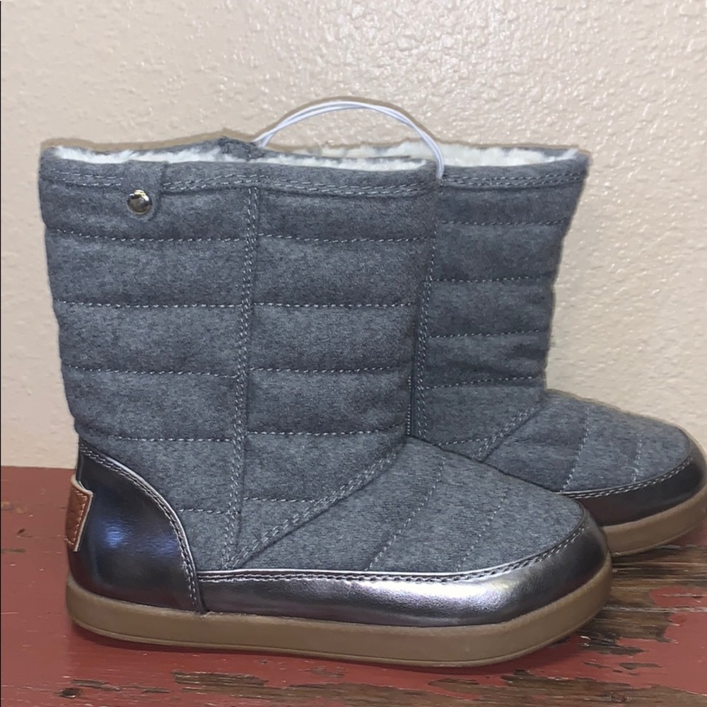 Stevies Gray Fur Lined Boots Sz 4